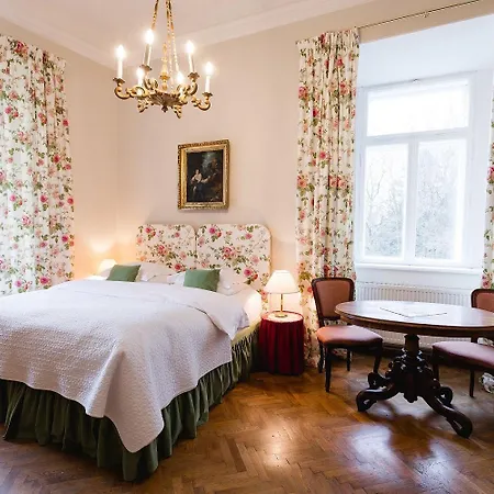 Hotel Schloss Ernegg 3*