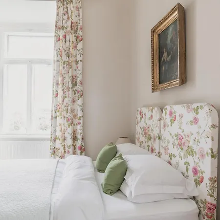 Schloss Ernegg Hotel Steinakirchen Am Forst