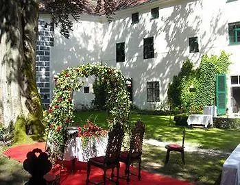 Schloss Ernegg 3*