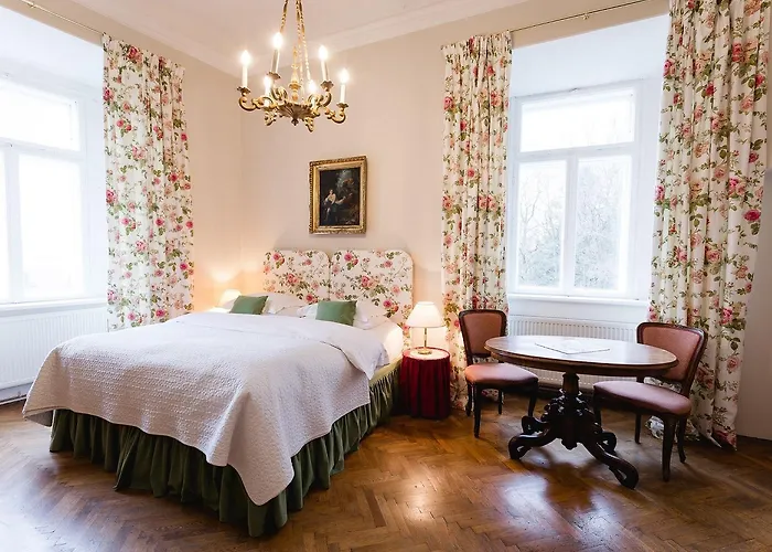 Hotel Schloss Ernegg 3*