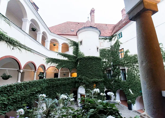 Schloss Ernegg Hotel Steinakirchen Am Forst